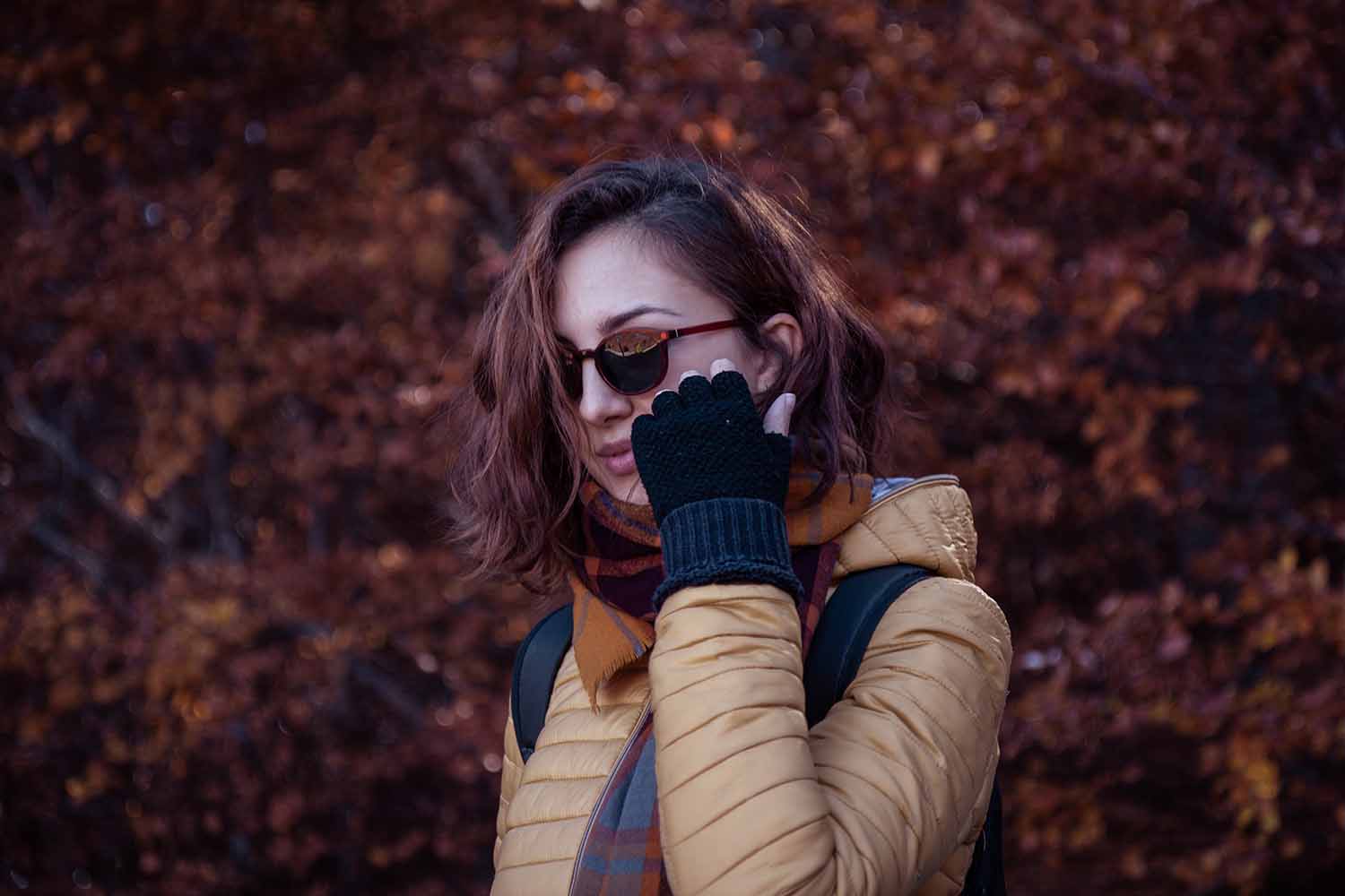 Close up Fall Photoshoot women with sunglasses